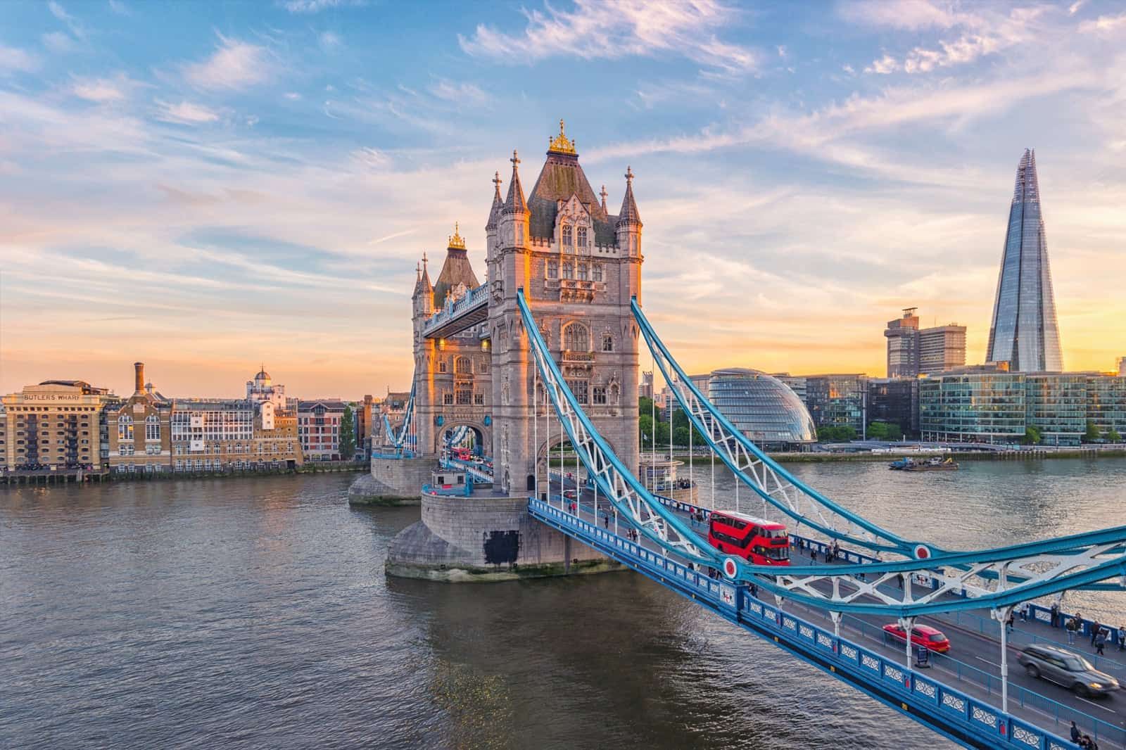 The Ultimate London Travel Guide for First-Timers